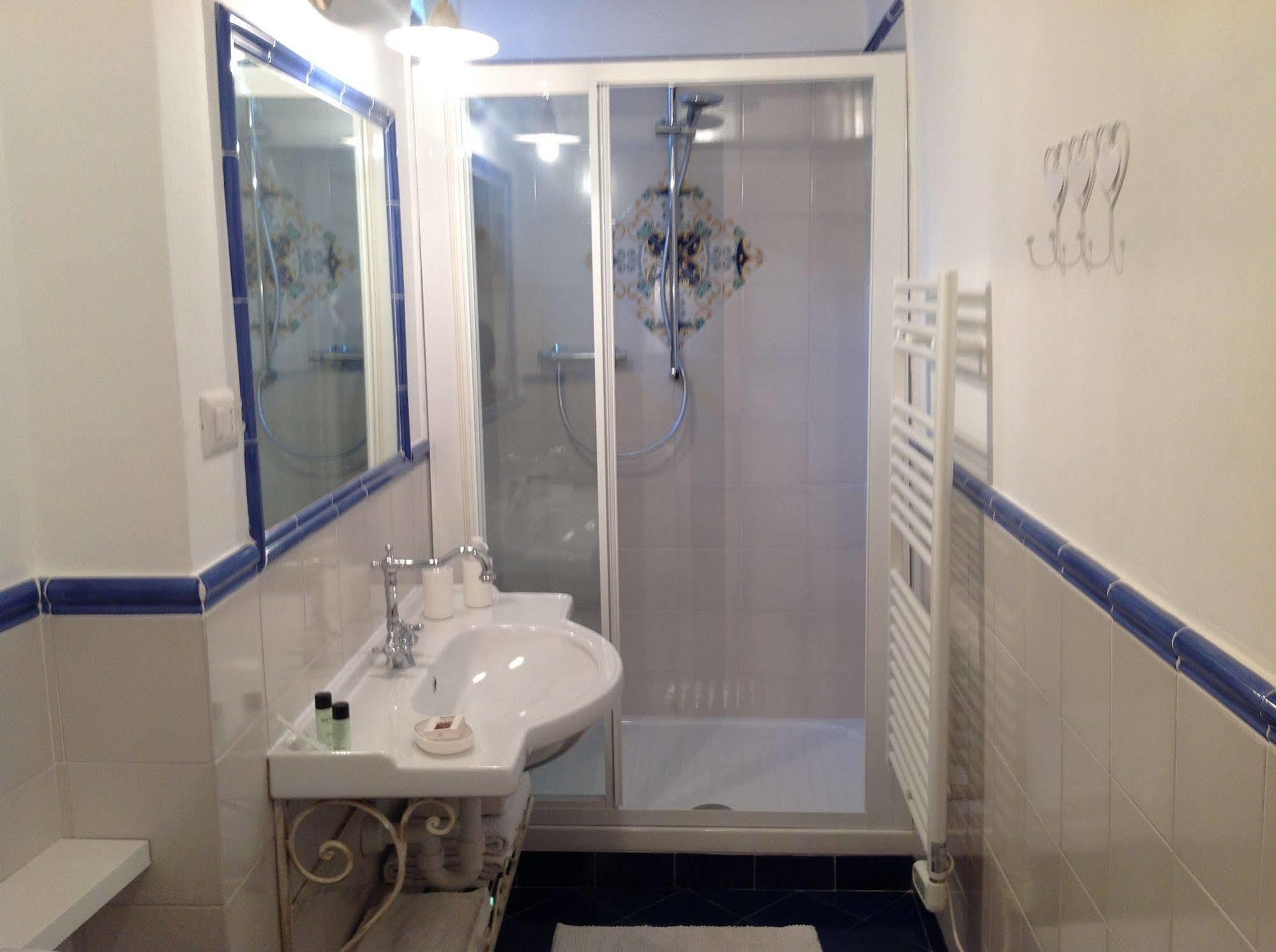 B&B Michelangeli - Private Parking Орв'єто Екстер'єр фото