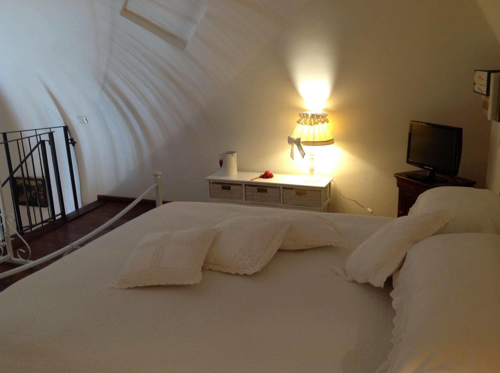 B&B Michelangeli - Private Parking Орв'єто Екстер'єр фото